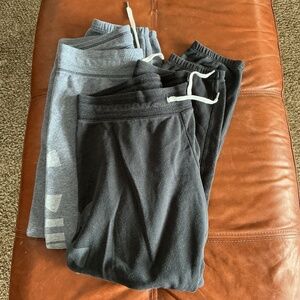 2 pair of under armour sweatpants